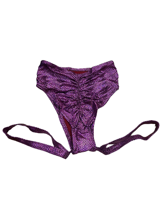 Highwaist Highleg 2 Sides Thigh Garters Pink Metallic Stone